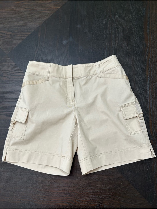 White House Black Market Pants - WHITE HOUSE BLACK MARKET CARGO SHORTS SIZE 0